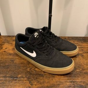 Nike SB 9.5